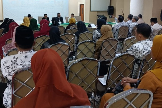 Fakultas Tarbiyah Gelar Sosialisasi dan Evaluasi Kebijakan