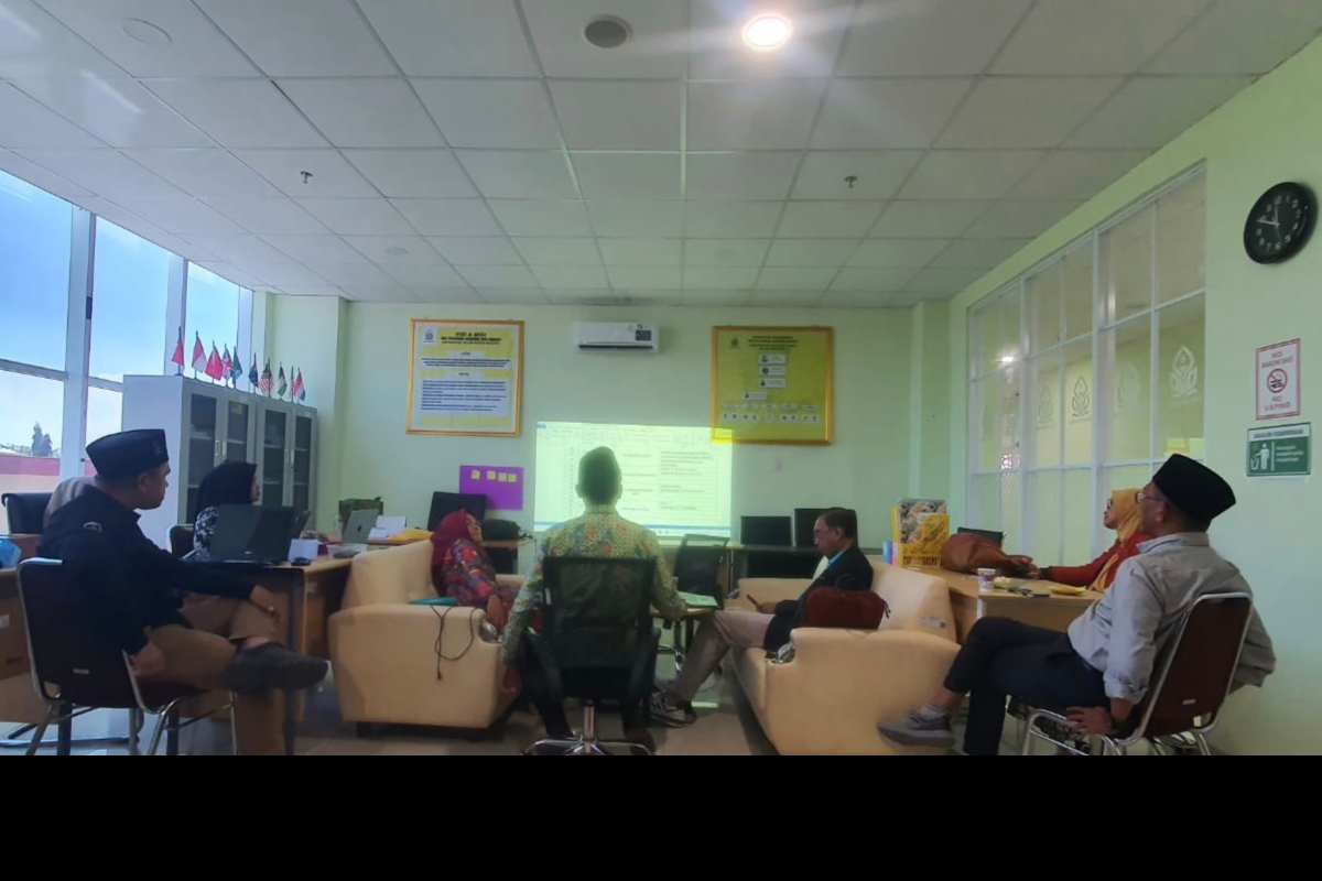 Prodi TBI Gelar Rapat Koordinasi: Evaluasi Semester Genap, Penyusunan RPS Berbasis OBE, dan Penetapan Koordinator Rumpun Mata Kuliah