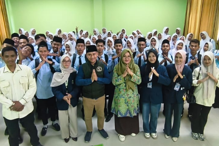 65 Mahasiswa Baru Prodi Tadris Bahasa Inggris Ikuti Sesi PBAK: Kenalkan Sejarah,  Kurikulum Baru OBE dan Kiat menjadi Great TBI Student